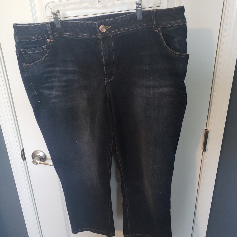 Genius Fit capri pants
